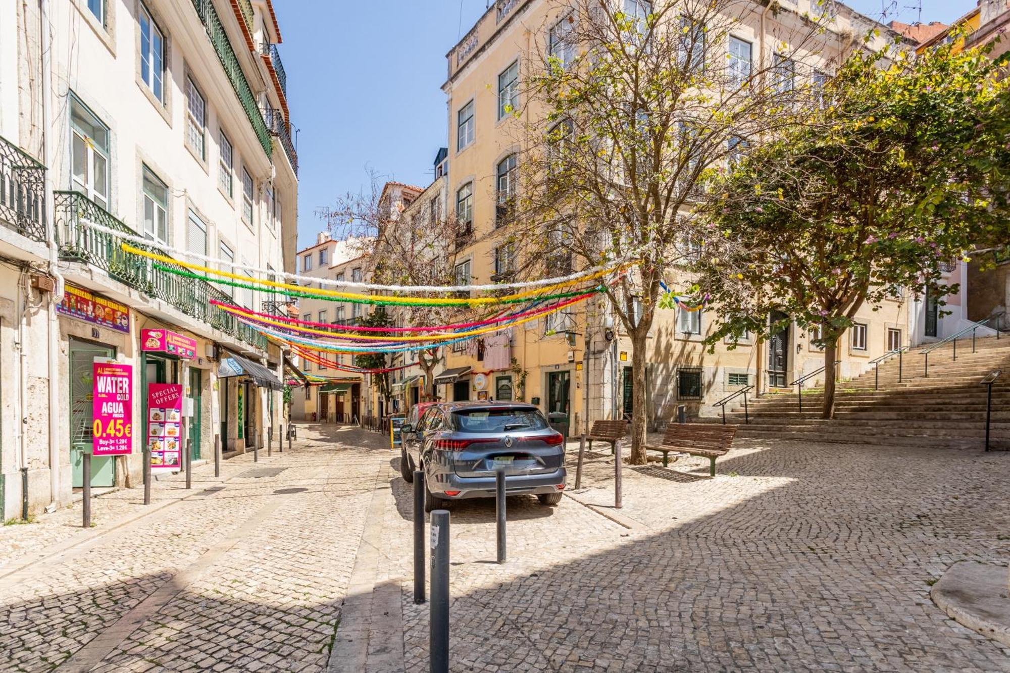 Gralhas Suites Lisbon Exterior photo