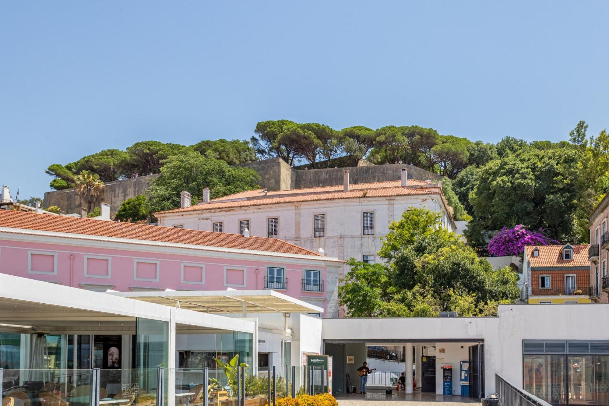 Gralhas Suites Lisbon Exterior photo
