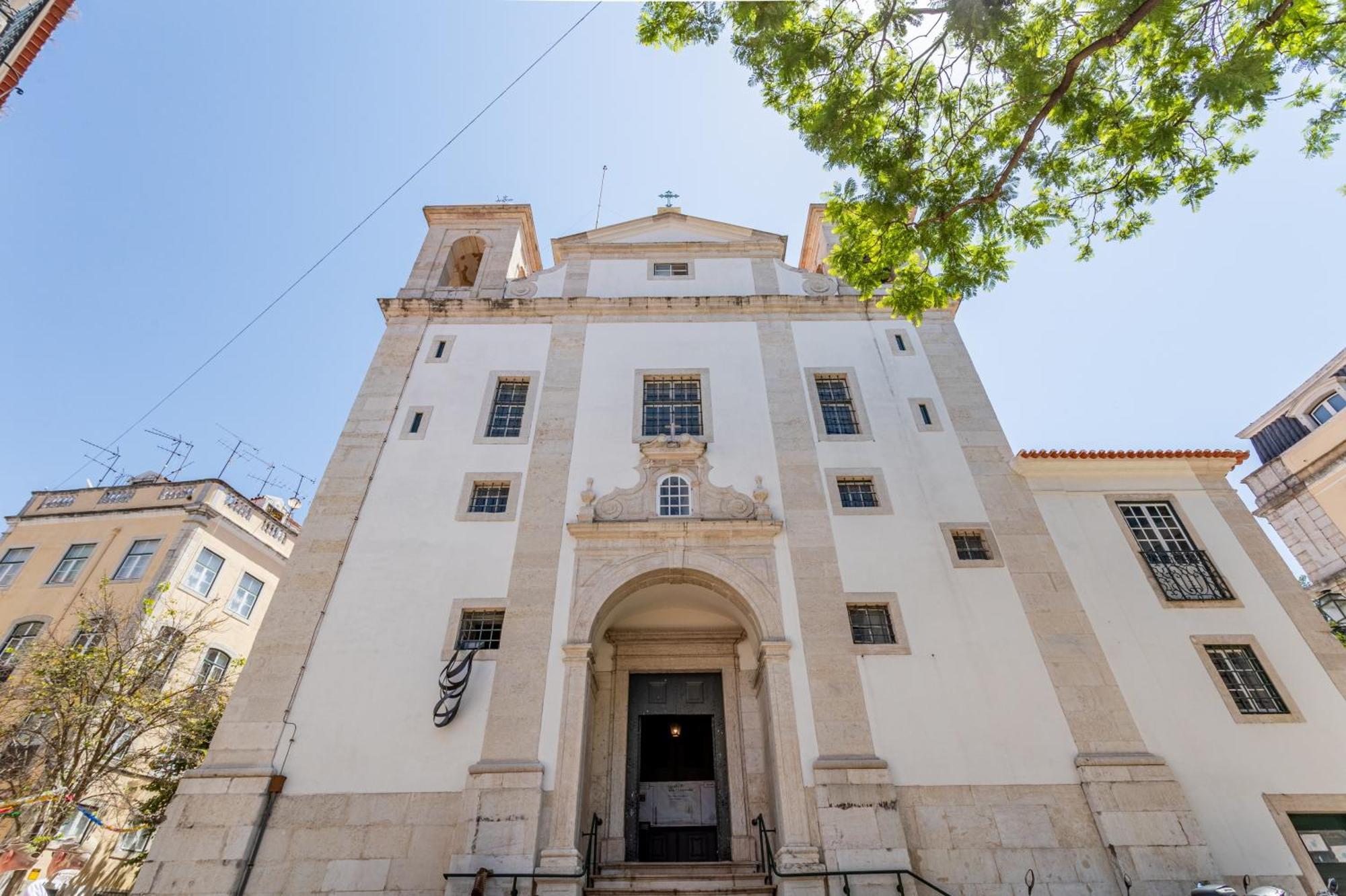 Gralhas Suites Lisbon Exterior photo