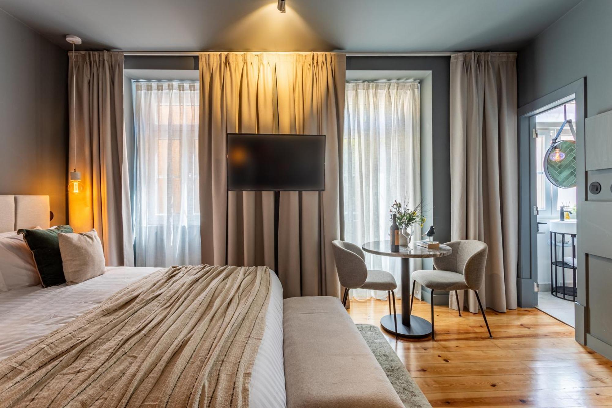 Gralhas Suites Lisbon Exterior photo